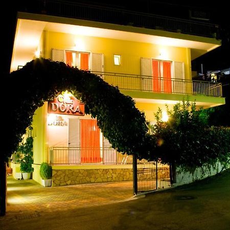 Villa Dora Tolo Ngoại thất bức ảnh